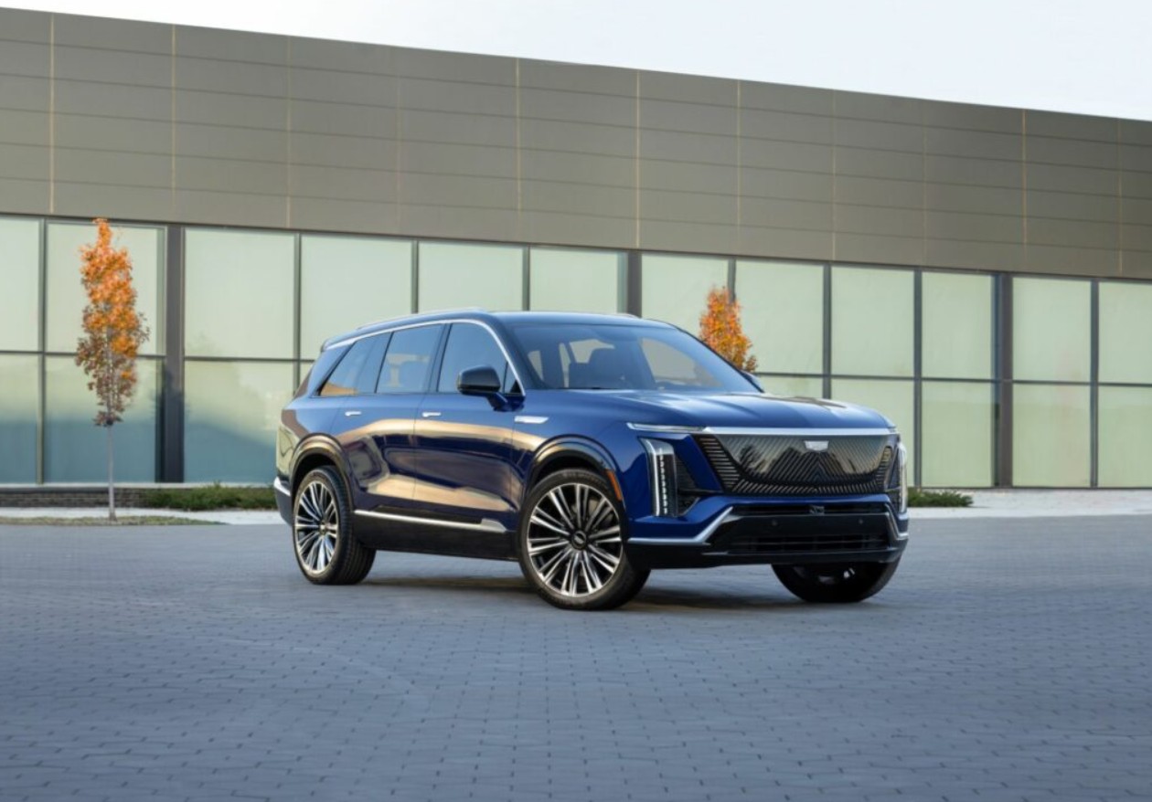New 2027 Cadillac Lumistiq Price